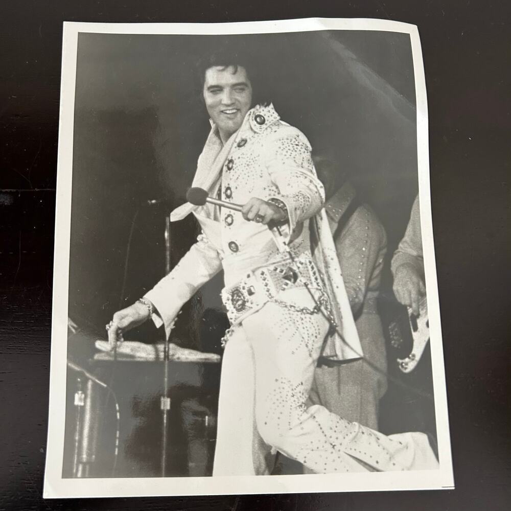Elvis Presley Collection Handmade Portrait Photos Calendar 1960-70s Music Bundle - Picture 7 of 7
